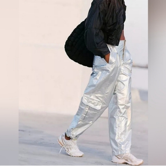 NWOT Free People Mesmerize Me Shine Pants in Silver $128  Small - Picture 3 of 13